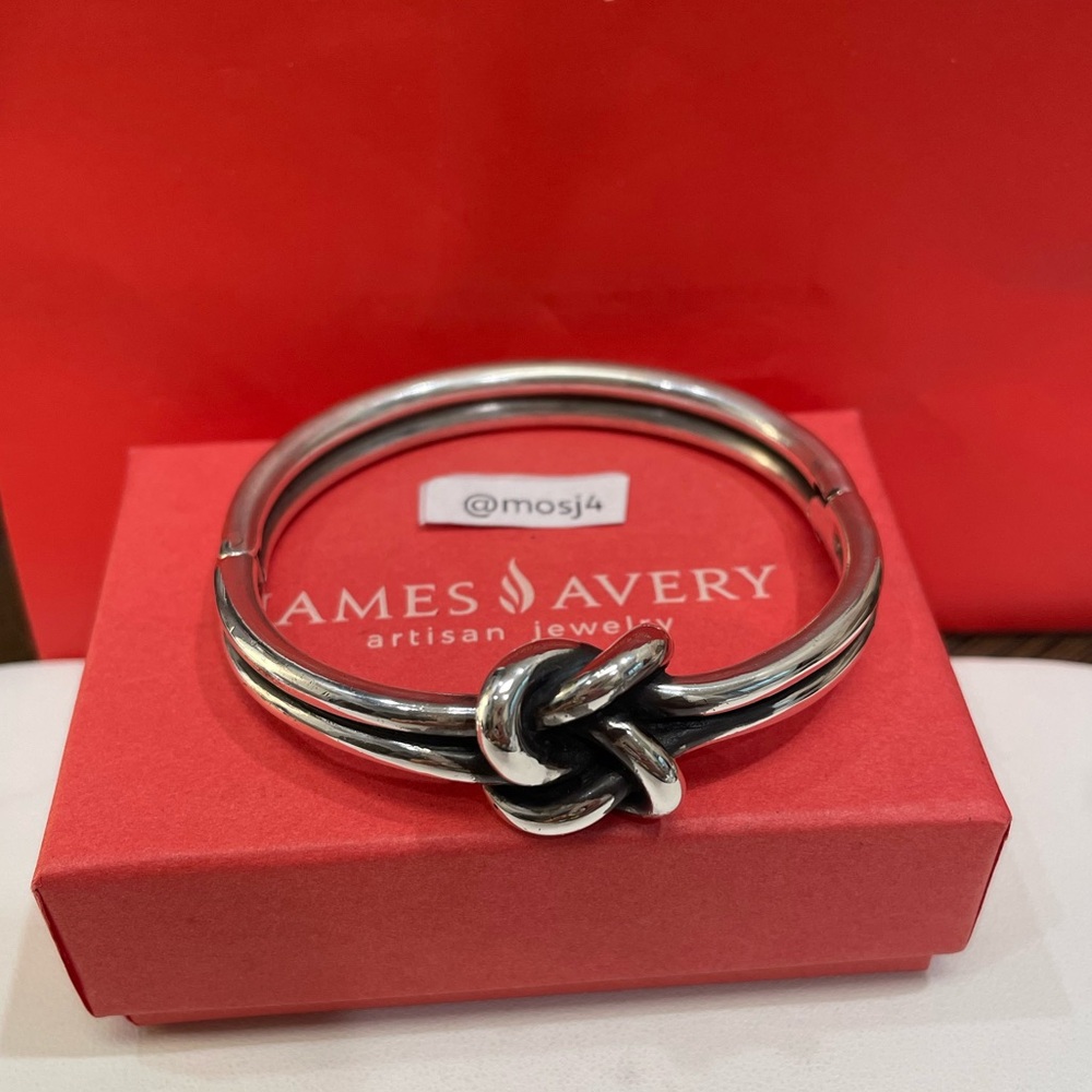 Retired HTF James Avery Bold Lover’s Knot Heavy Bracelet